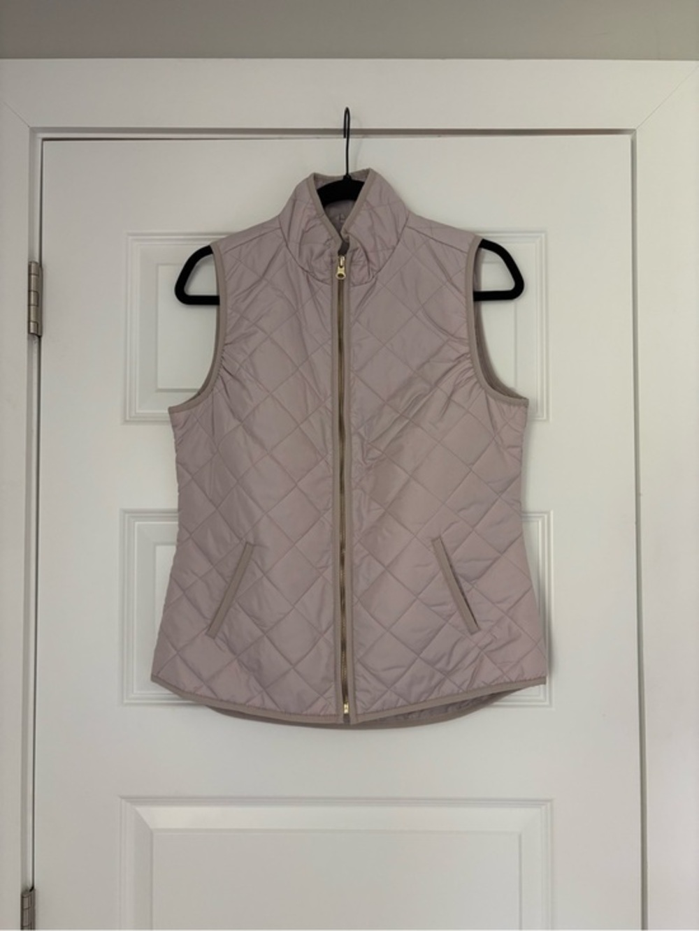 Quilted Light Puffer Vest